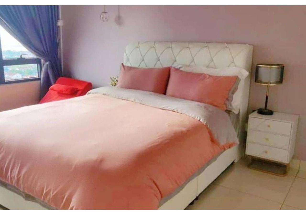 Romance Full House Three Premier Suite Butterworth Ngoại thất bức ảnh