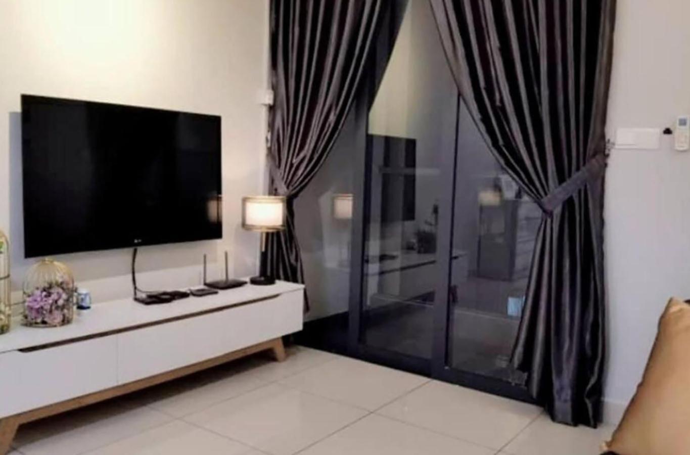 Romance Full House Three Premier Suite Butterworth Ngoại thất bức ảnh